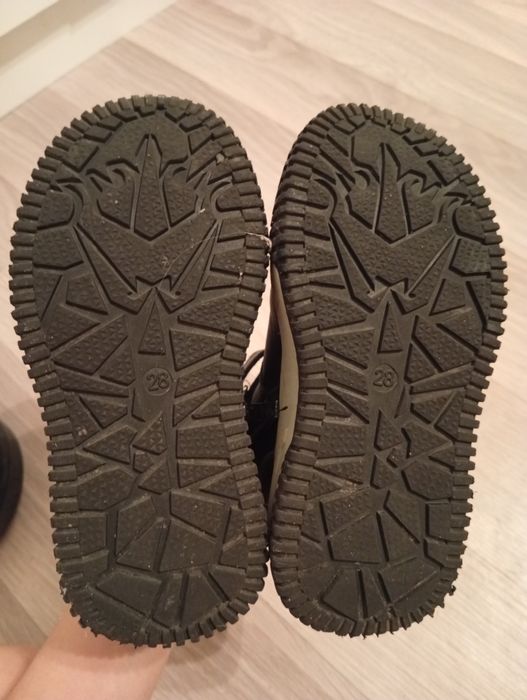 Детский ботинок для мальчика