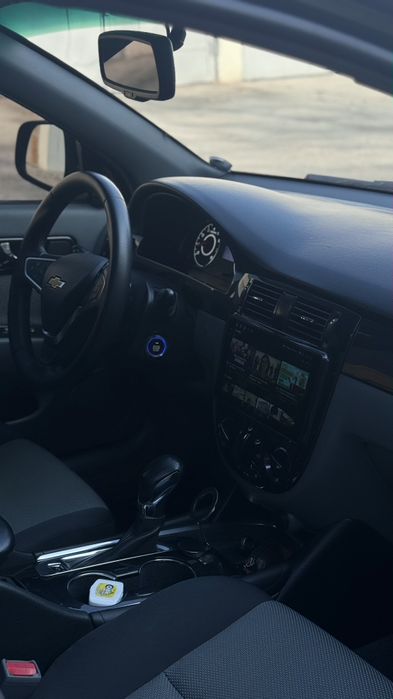 Jentra avtomabili sotiladi