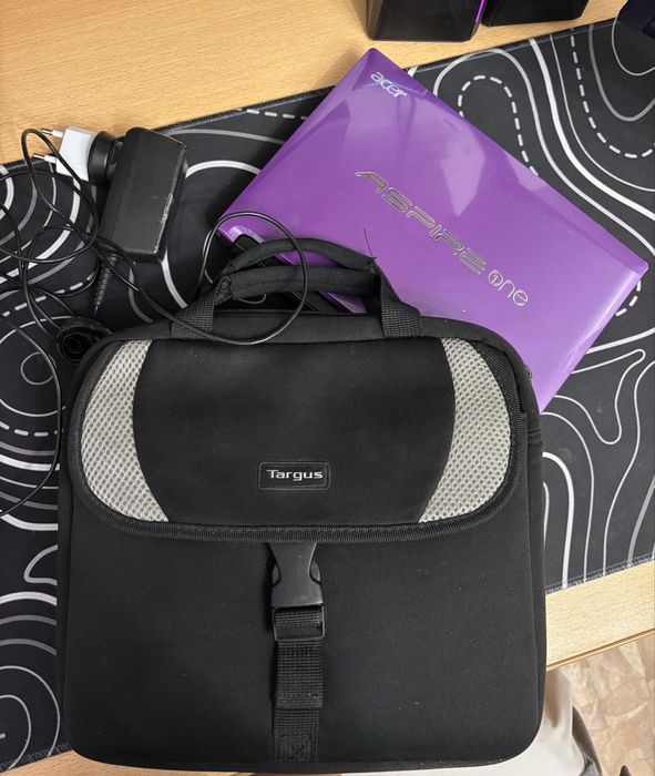 Продам Acer Aspire One M450 мини-нетбук