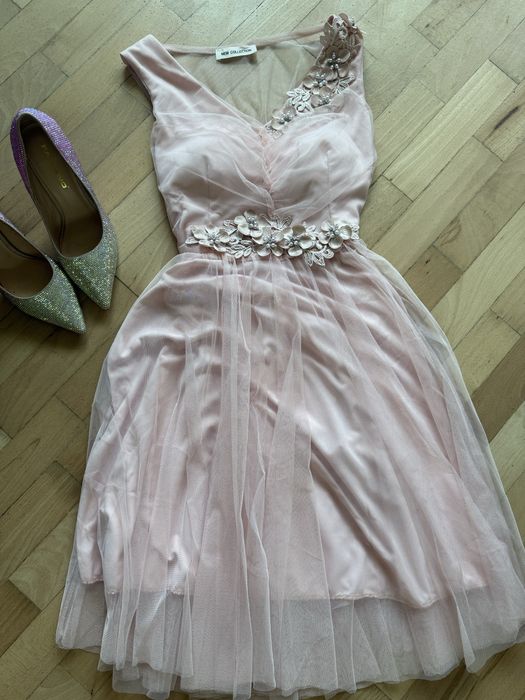 Рокличка за повод в нежно розов цвят