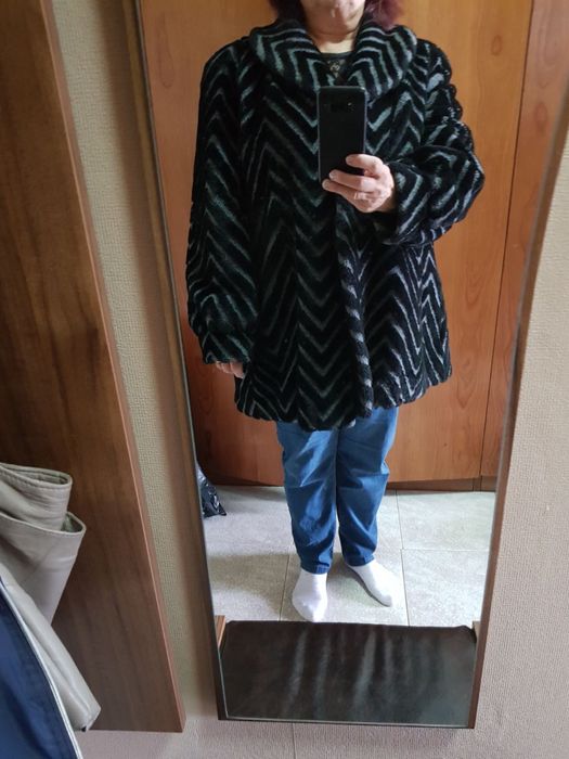 Продавам топло зимно палтенце