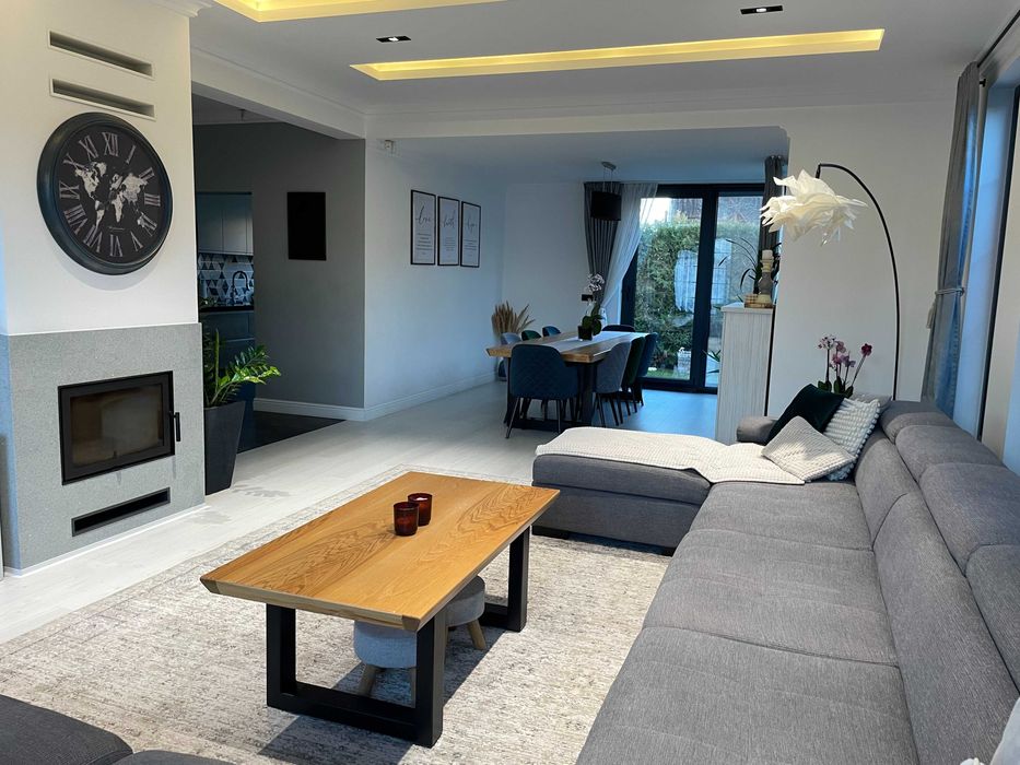 Vand ‪CASA - VILA Zona 1 Central , Turda