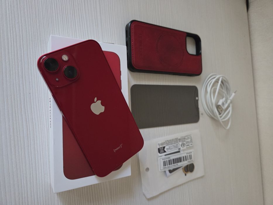 Iphone 13mini Red.