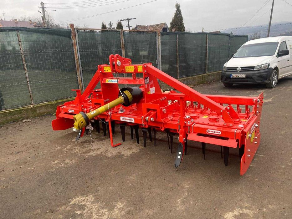 Grapa rotativa DOMINATOR  3500 - Maschio Gaspardo