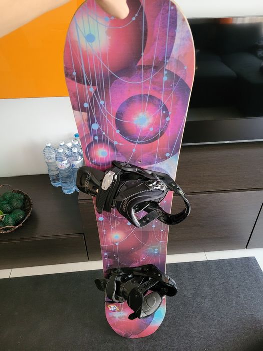 Сноуборд  DC 143см