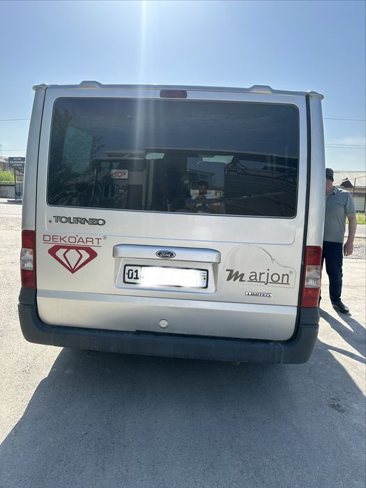 Ford Transit Tourneo