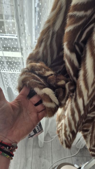 Haina vizon cu eticheta