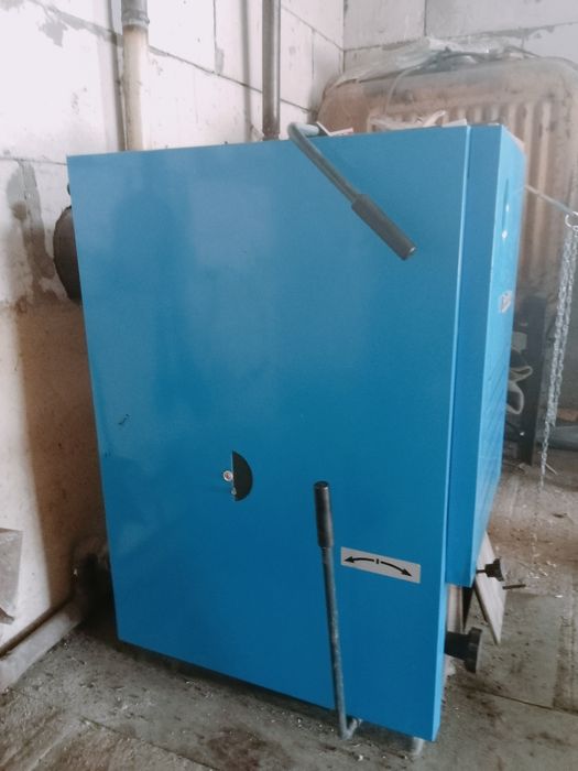 Продам котел отопления