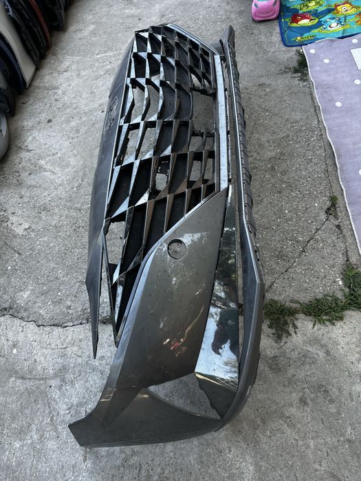 Bară față.grilă radiator  hyunfai elantra.