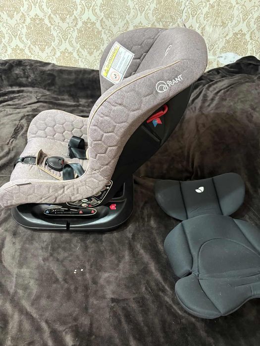 Детское автокресло в 2 режимах