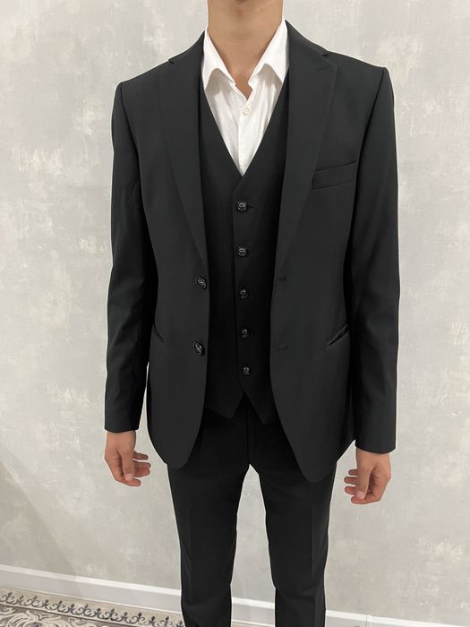 Костюм тройка Roberto Riera