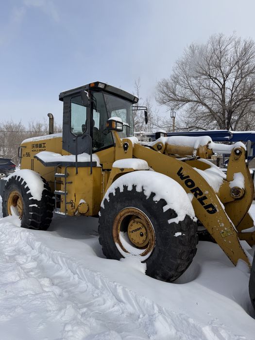 Погрузчик 3 кубовый год 2011