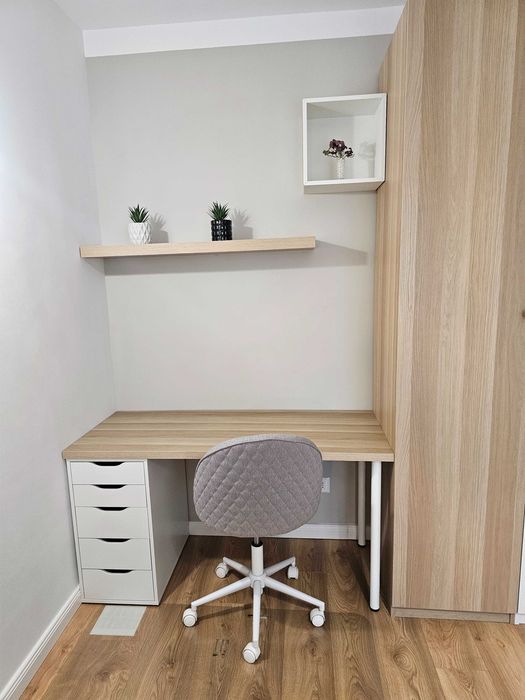 Birou ikea alb cu stejar/mesteacan, Popesti Ilfov