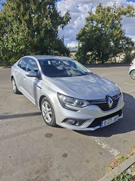 Vând Renault  Megane 4
