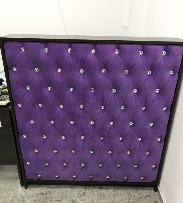 Ресепшн и диван в комплекте