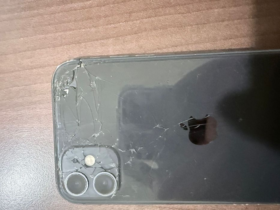 Iphome 11 spart functional sunati ca nu merg mesajele