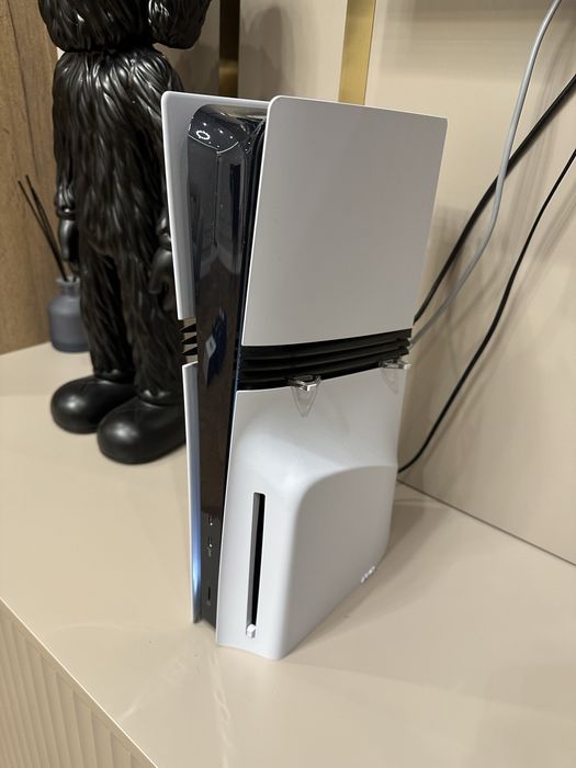 Продам playstation 5 pro