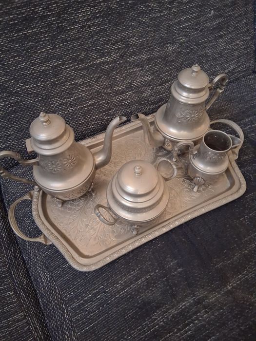 ceainic cu accesorii