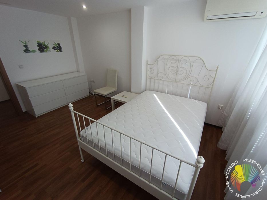 Дава се под наем Тристаен апартамент в Бургас, Център - 80 кв.м за 408 € - Снимка #10