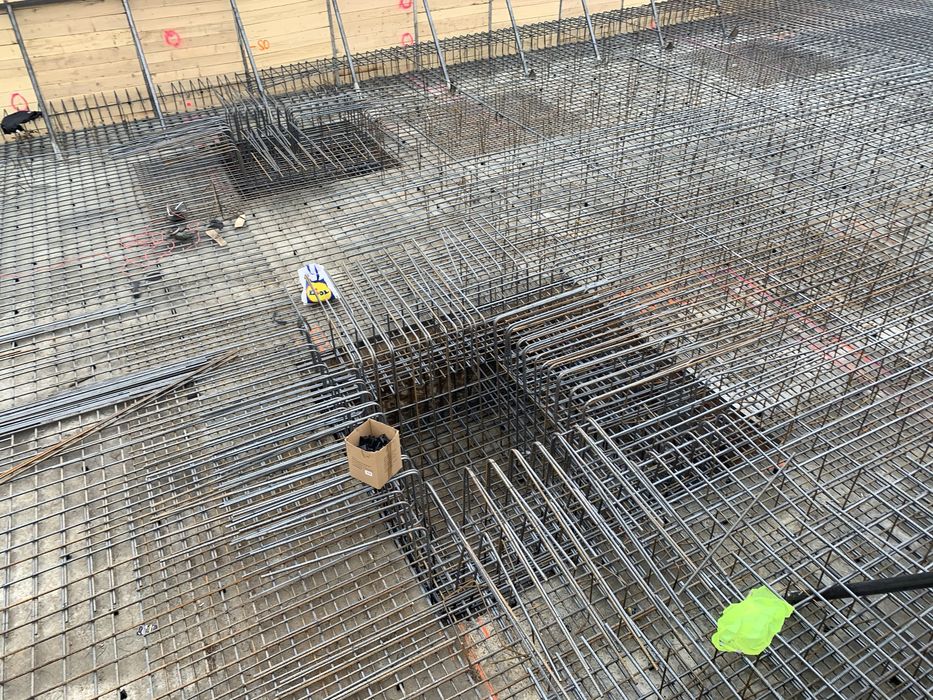 Firmă construcții executăm case la roșu / gri / cheie