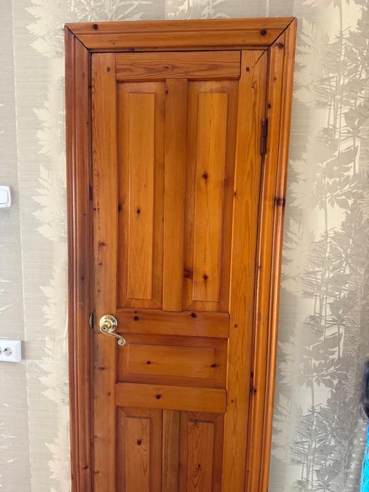 Деревянные двери