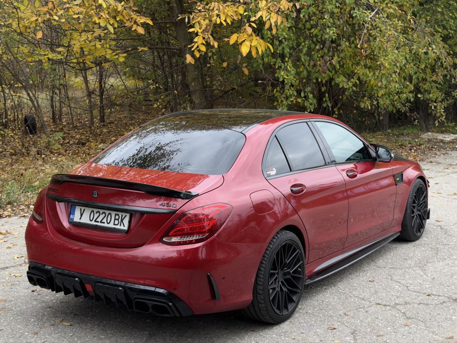 Mercedes-Benz C 400 - Brabus Пакет / Carpay / 64 Цвята Амбиент / Каско