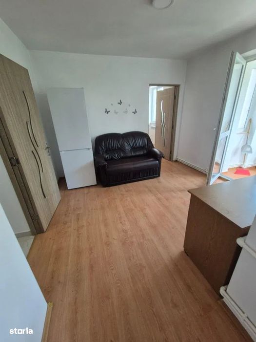 Apartament 3 camere zona Belvedere de inchiriat