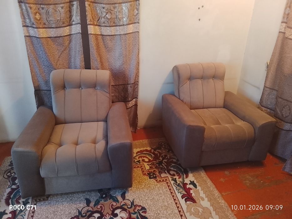 Диван с креслами