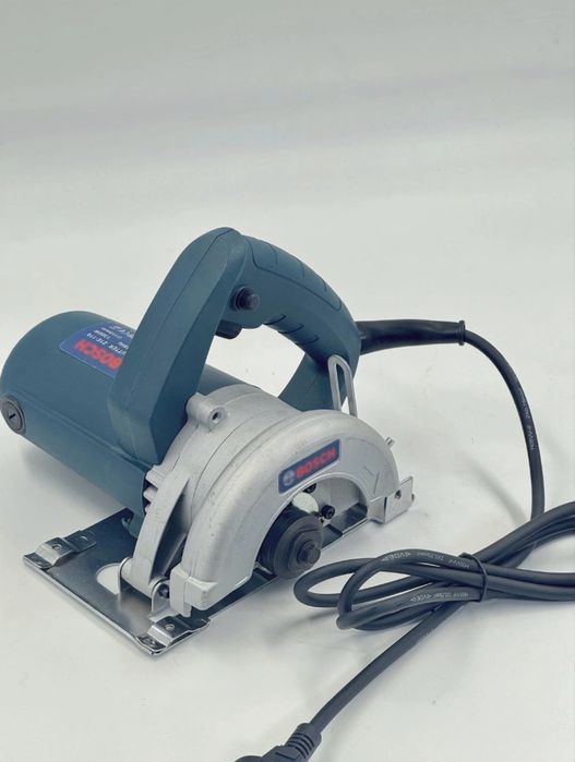 Циркулярная пыла Makita Bosch Crown. (пчелка)