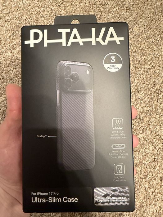 Продам чехол Pitaka 17 pro