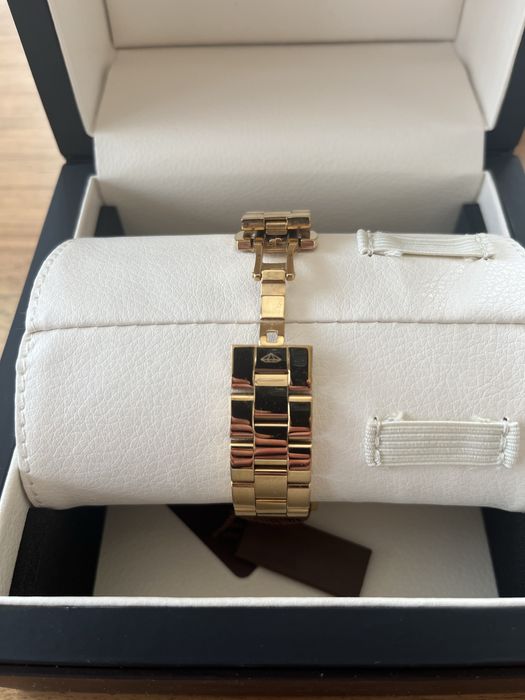 Дамски часовник Myrex Swiss Gold