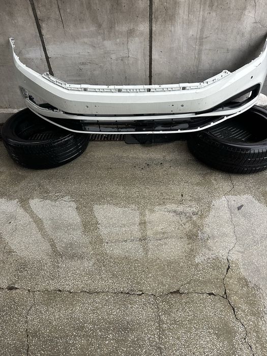 Vw Passat 8 face R line 19-24г Пр. Броня ОЕ