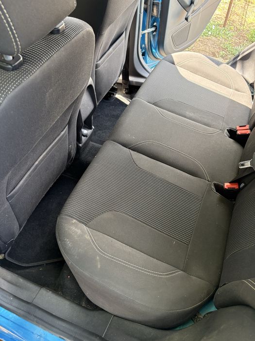 Detailing interior injectie-extractie , abur si polish faruri