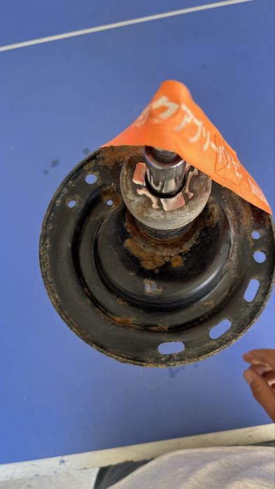 Амортизатор для Toyota sienna