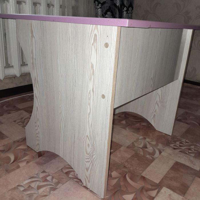 Стол детский для девочки