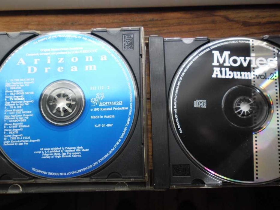 Продавам малко CD та+ едно VHS