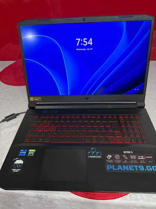 Laptop gaming Acer Nitro 5 AN517-54
