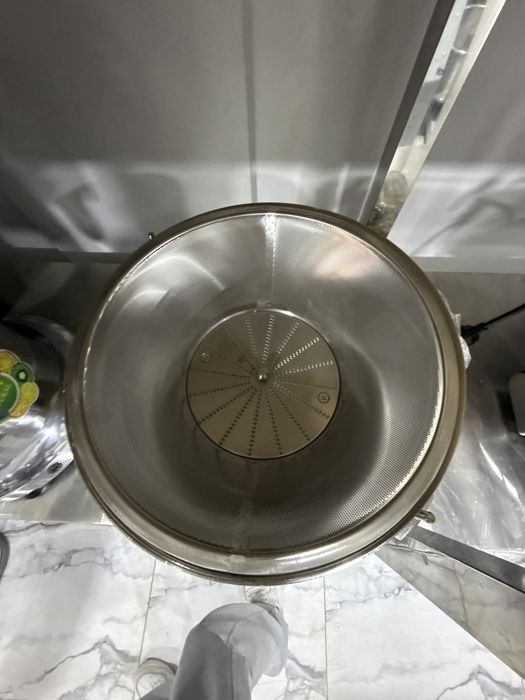 Sok vijimalka Сок аппарат сок вижималка sok vejimalka sok aparat sok