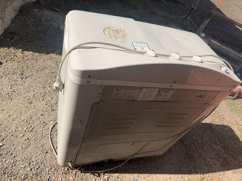 Сломанный стиральный машина