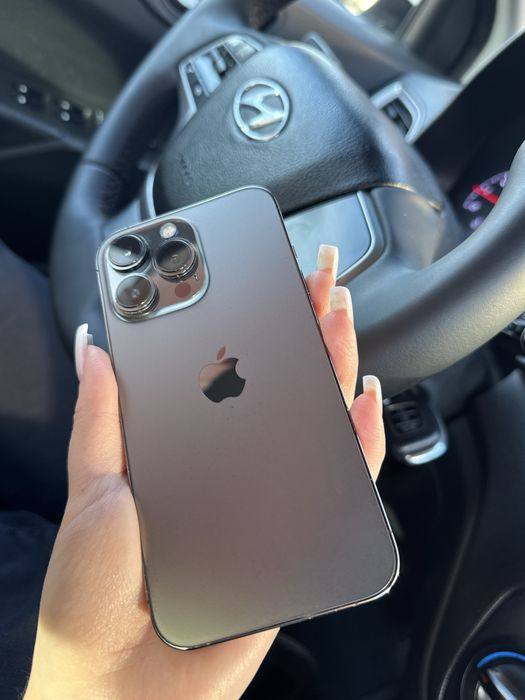 Продам Айфон 13pro