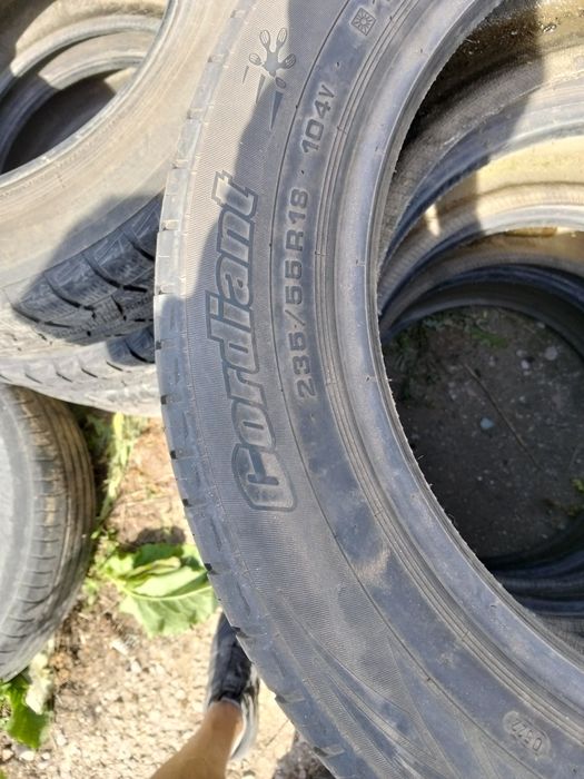 Продам шину 235/55 R18