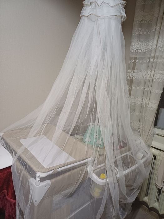 Детская кроватка 3в1. Детская кроватка+пеленальный столик+манеж.