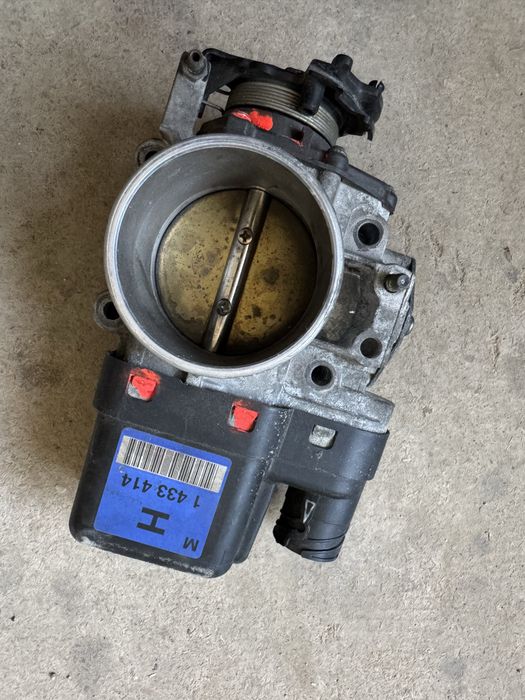 Дроссельная заслонка BMW