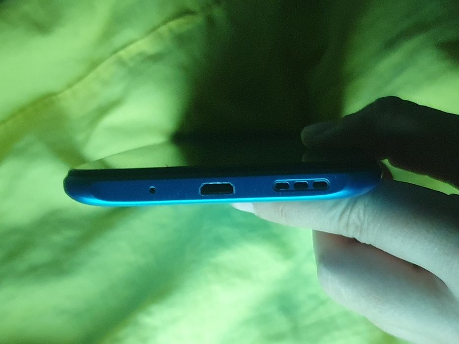 Redmi 9A, сломанный.