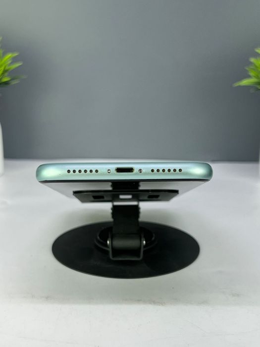 Apple iPhone 11 64 GB 70065а720