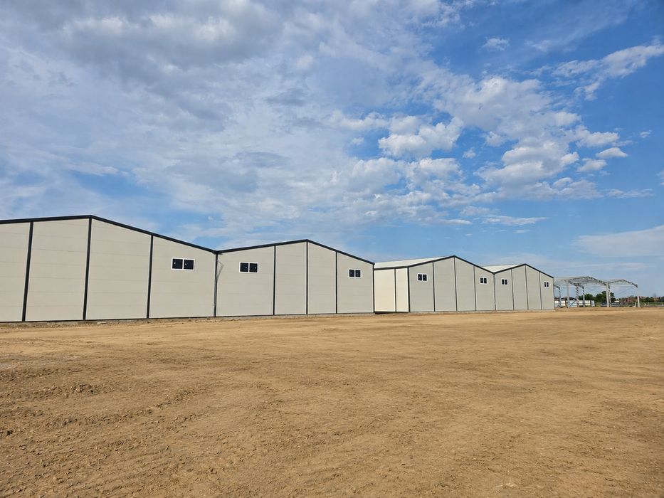 Oferim spre vanzare un complex logistic ( hale depozitare ]