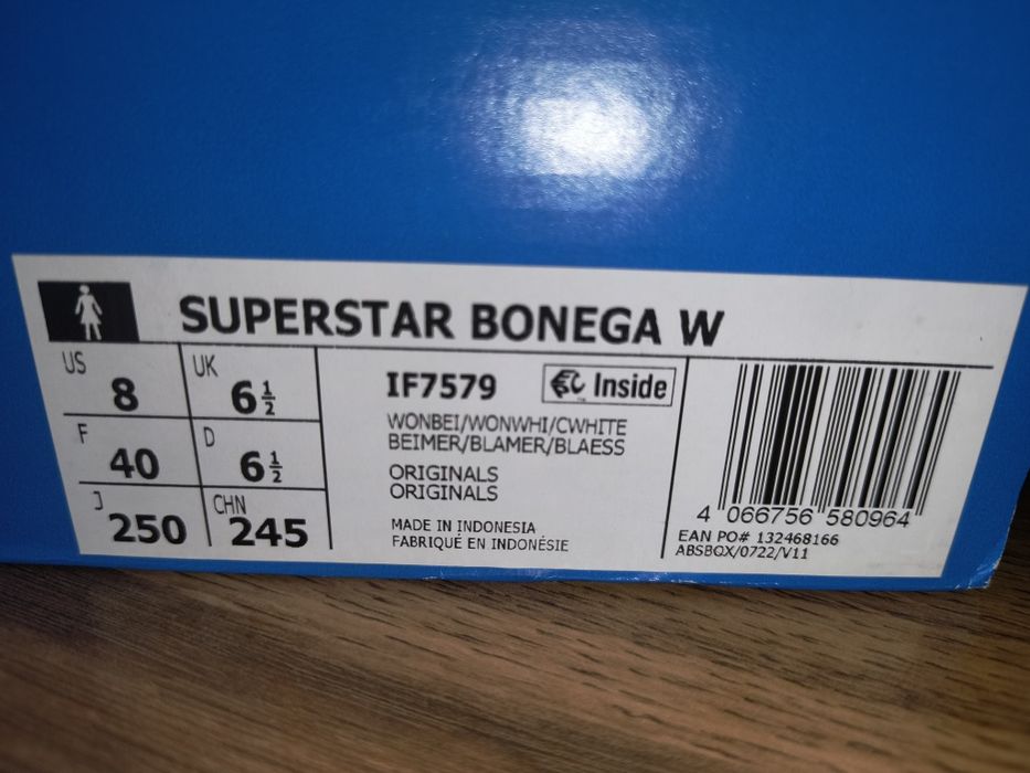 НОВИ! Намалена цена! Дамски кецове Adidas Superstar