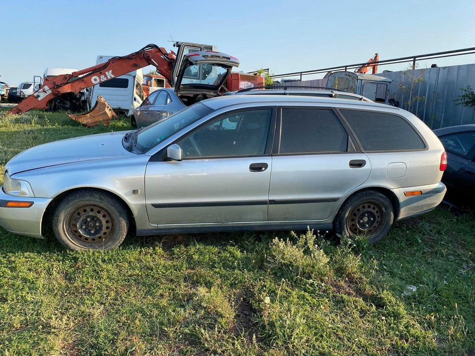 volvo v40 1.9 tdi facelift на части волво в 40 фейслифт комби