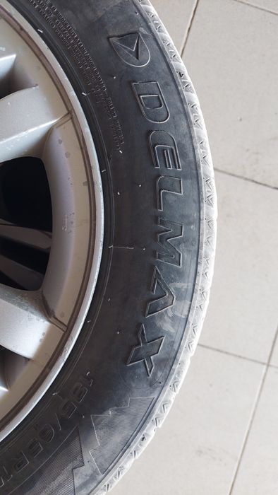 Продам шины б/у Delmax