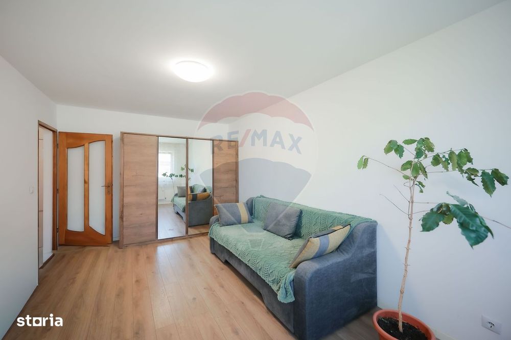 De vânzare apartament PB, 3 camere, Rogerius - RENOVAT COMPLET